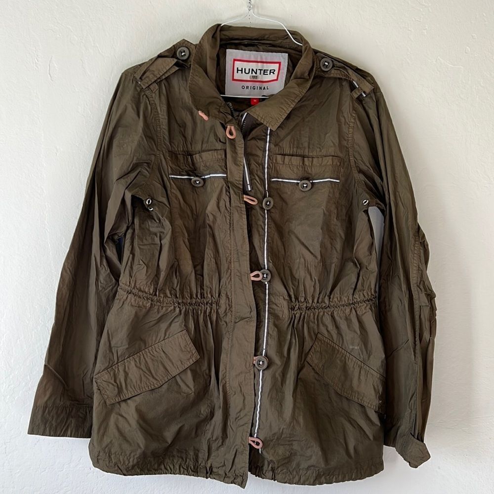 Hunter Ultra Lightweight Windbreaker *damaged*